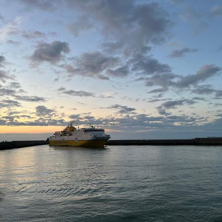 Le Gite Du Petit Buccin A 2 Mn De La Mer. Dieppe Exterior foto